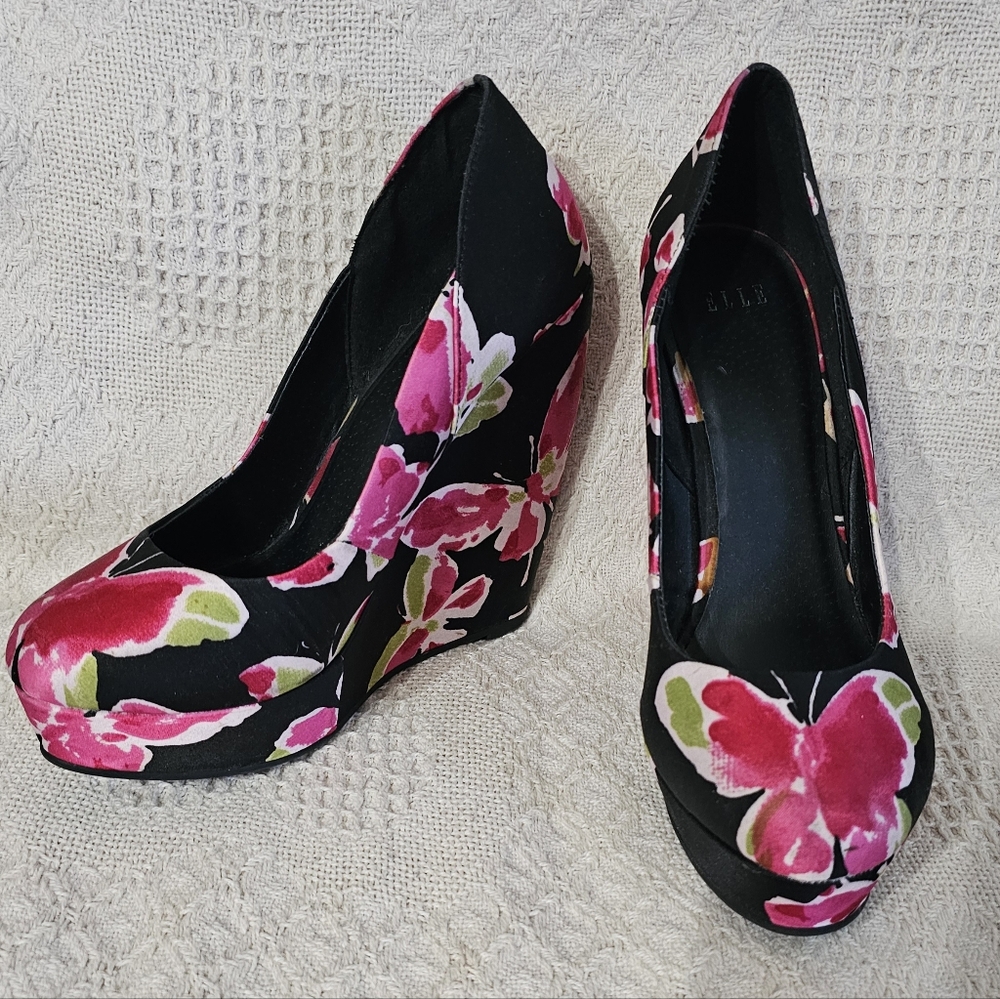 EUC Elle Women's Black and Pink Floral Butterfly Wedge Heels